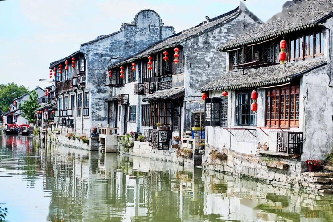 赵丽颖为金鹰宣传，90度夹腿坐姿太牛了，你觉得呢？游戏画面